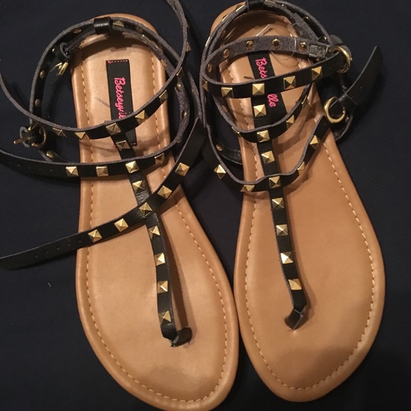 betsey johnson fluer dress sandals